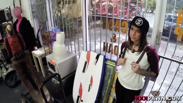 College Modest Girl Felicity Gets Fucked In Thrift Store