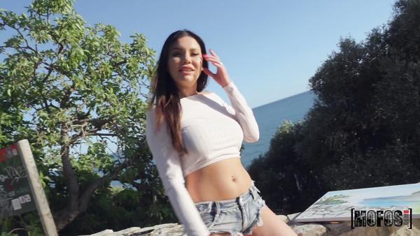 Amateur Outdoor Porn S Young Russian Artist Sasha Coxx